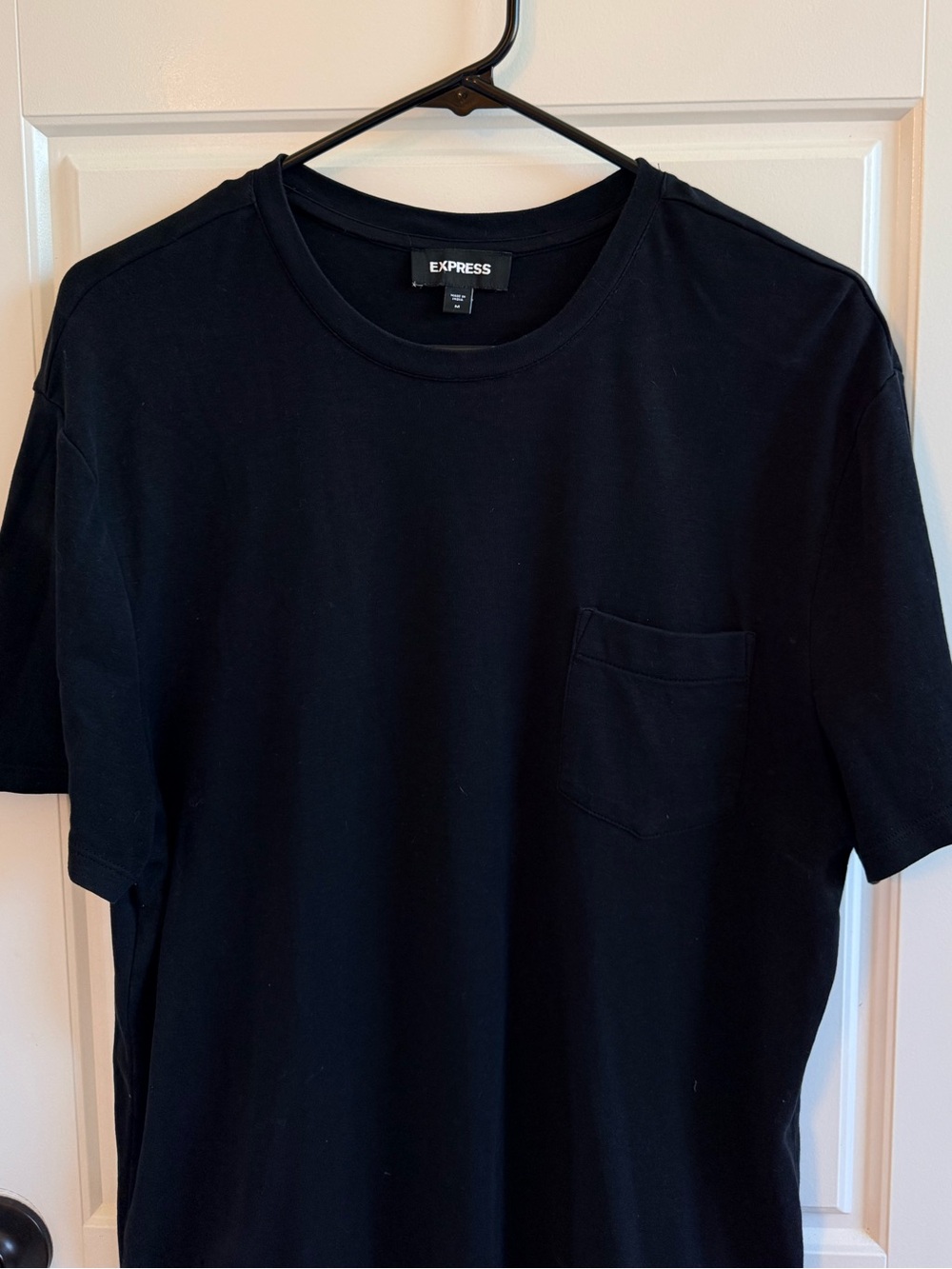 Express Short Sleeve Pocket Tee in Black Size Medium Like New